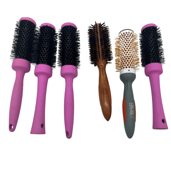 Medium round brush